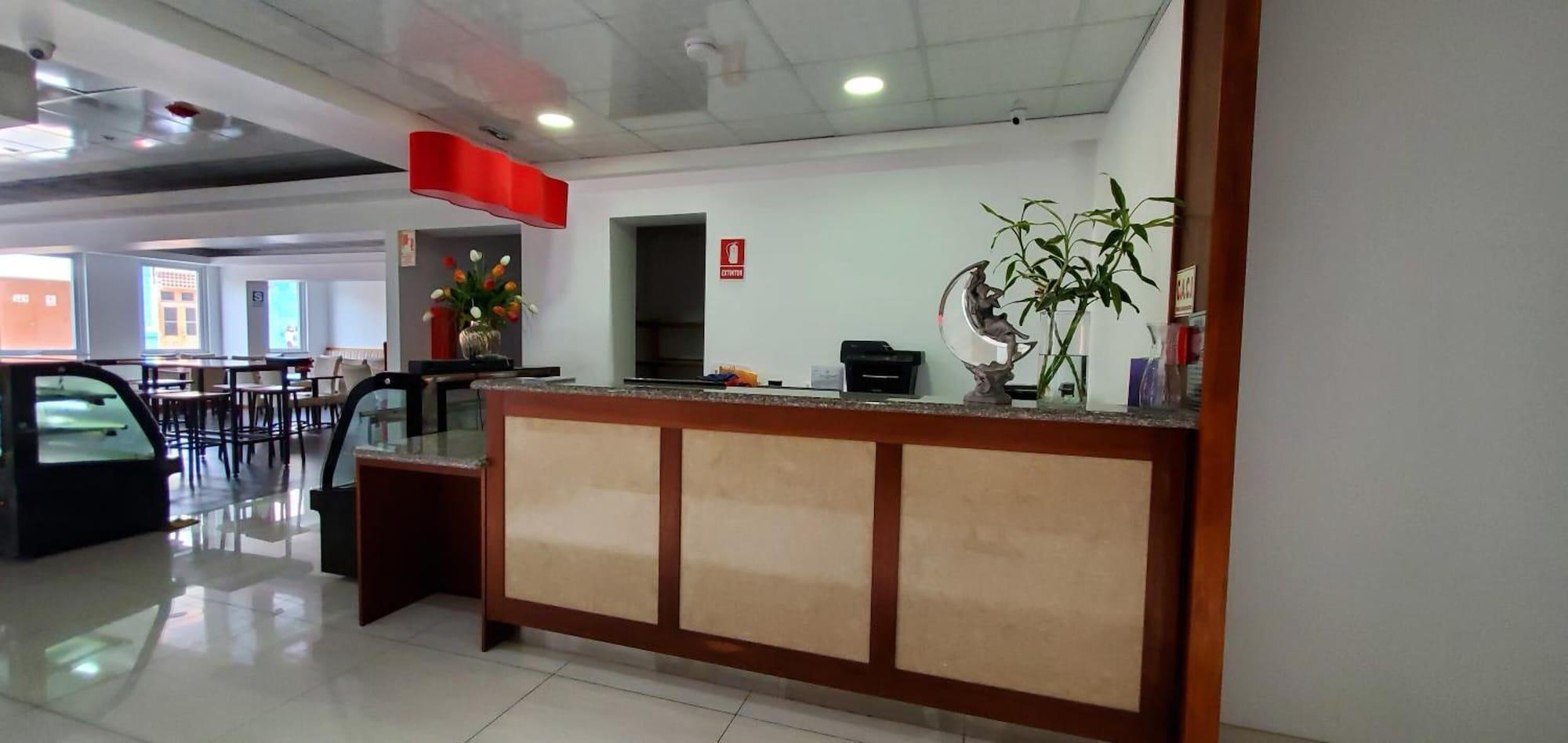 La Luna Inn Lima Extérieur photo